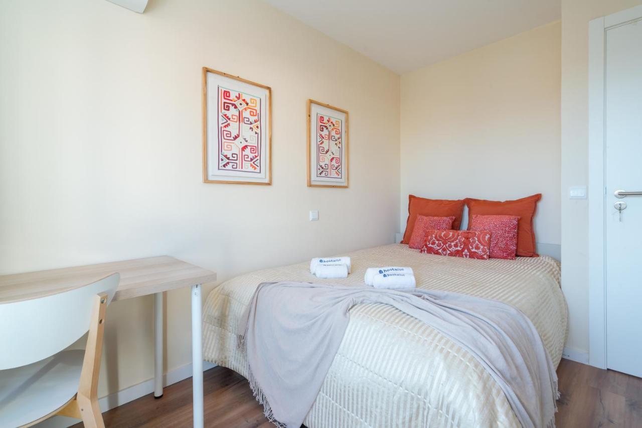 Host Wise - Fantastic Contemporary Flat W Balcony Apartment Porto Bagian luar foto
